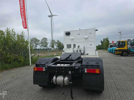 Terminal tractor 2024  WESTWELL Autonomous Q-Truck Q084D (5)
