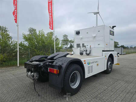 Terminal tractor 2024  WESTWELL Autonomous Q-Truck Q084D (6)