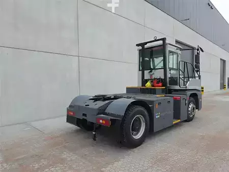 Terminál traktor 2025  WESTWELL E-Truck S2 (6)