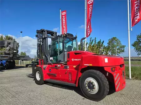 Carrelli elevatori diesel 2026  Kalmar DCG160-12T ELM Load Stabilizer (7)