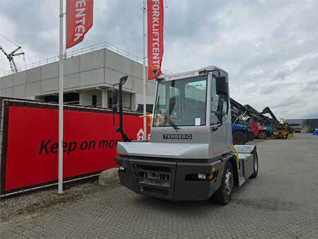 Terminal tractor 2022  Terberg YT223 (2)