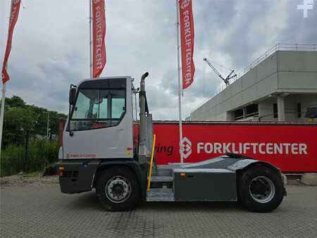 Terminal tractor 2022  Terberg YT223 (4)