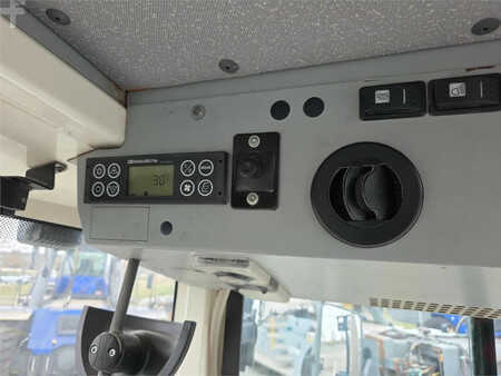 Terminaltraktor 2021  MAFI R332 4x4 (16)