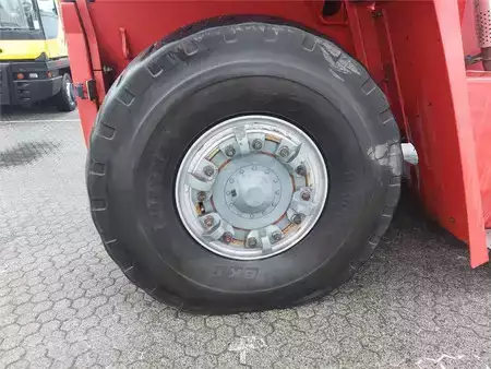 Reachstackers 2022  Kalmar DRG450-65S5 (18)