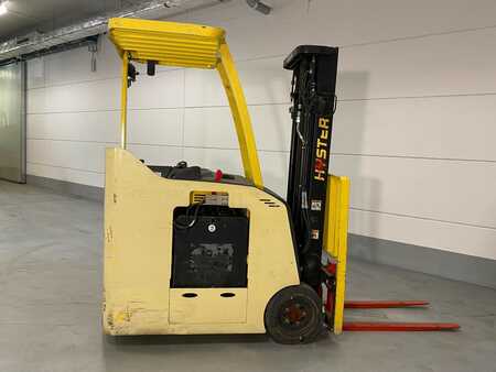 Compact Forklifts 2014  Hyster E40HSD2-21 (1)