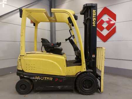 Chariot 3 roues électrique 2011  Hyster J2.5 XN-717 (1)