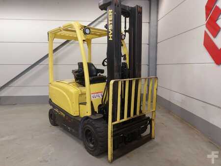 Elektro 3 Rad 2011  Hyster J2.5 XN-717 (4)