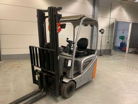 Compact Forklifts 2014  Still RX 20-15 (3)