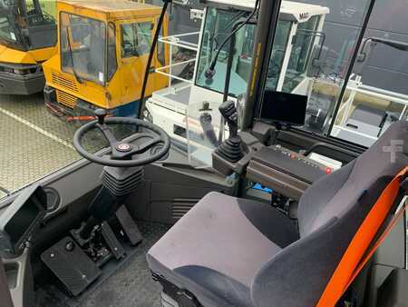 Reachstacker 2017  SMV 4543 TCX5 (10)