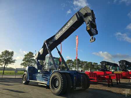 Reachstacker 2017  SMV 4543 TCX5 (3)