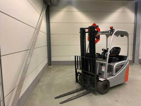 Compact Forklifts 2015  Still RX 20-18 (4) 