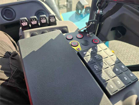 Diesel heftrucks 2024  SMV Konecranes SMV 33-1200C (11)