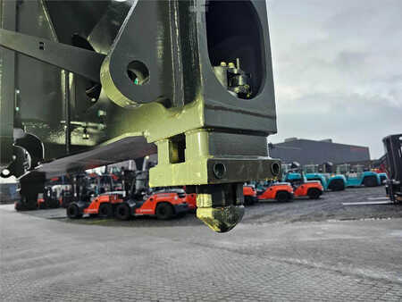 Reachstacker 2025  SMV Konecranes SMV 4632 TC5 (15)