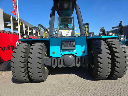 Reachstacker 2025  SMV Konecranes SMV 4632 TC5 (9)