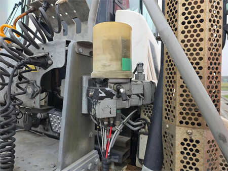 terminal traktor 2014  Terberg TT223 (14)