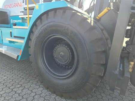 Dieselový VZV 2025  SMV Konecranes SMV 25-1200C (15)