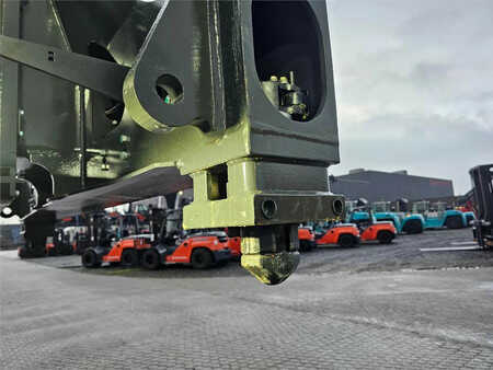 Reachstacker  SMV Konecranes SMV 4632 TC5 (16)