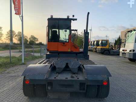 Traktor 2012  Kalmar TT616i (8)