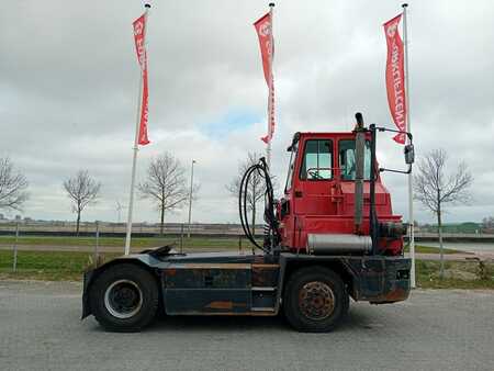 Chariot tracteur 2013  Kalmar TR 618I (3)