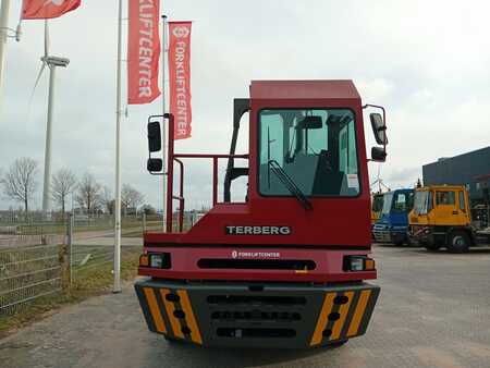Chariot tracteur 2024  Terberg YT220 4x2 (8)