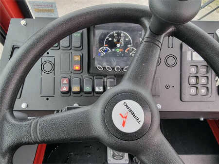 Terminálový traktor 2024  Terberg YT220 (11)