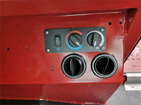 Terminaltraktor 2024  Terberg YT220 (19)