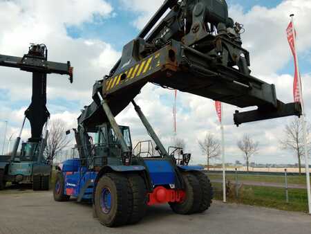 Reachstackers 2012  Linde C4531TL (4) 