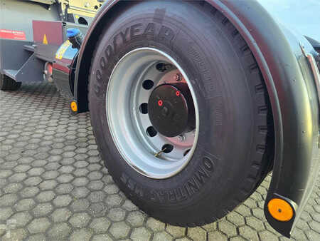 Terminaltraktor 2024  MAFI T230 (14)