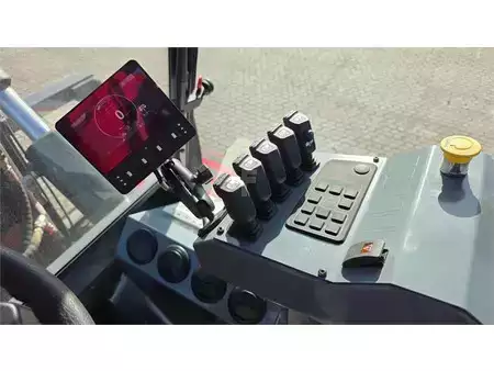 Carrelli elevatori diesel 2025  Kalmar DCG160-12T (9)