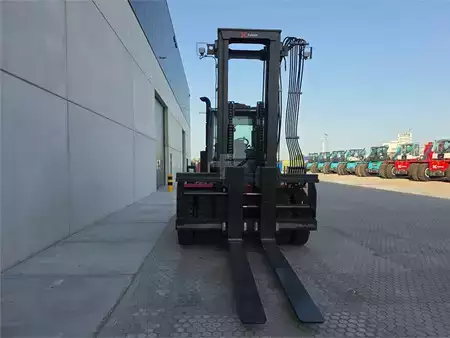 Diesel heftrucks 2025  Kalmar DCG160-12T (5)