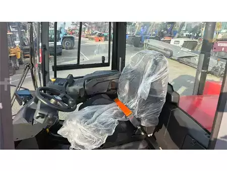 Dieselový VZV 2025  Kalmar DCG250-12 (12)