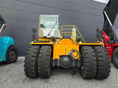 Dieseltrukki 2025  SMV Konecranes SMV 42-1200C (2)