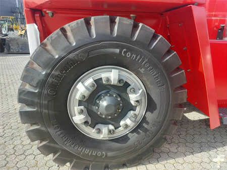 Dieseltrukki 2025  Kalmar DCG330-12 (13)