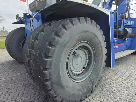 Reachstacker 2011  Kalmar DRF400-60C5 (12)
