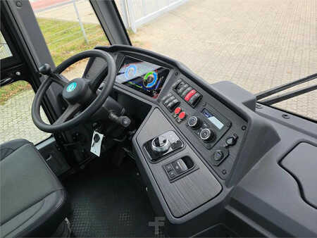 Terminálový traktor  WESTWELL E-Truck S2 (11)