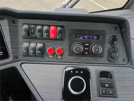 Terminálový traktor  WESTWELL E-Truck S2 (12)