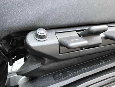 Terminálový traktor  WESTWELL E-Truck S2 (15)