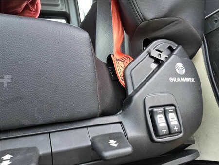 Terminálový traktor  WESTWELL E-Truck S2 (16)