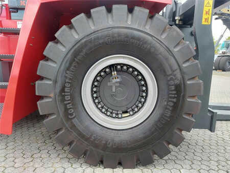 Carretilla elevadora diésel 2025  Kalmar DCG450-12 (10)