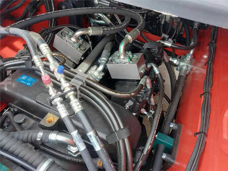 Carretilla elevadora diésel 2025  Kalmar DCG450-12 (16)