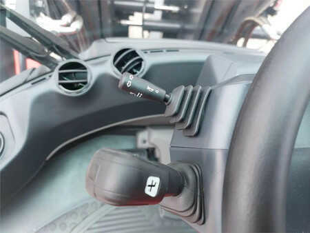 Carretilla elevadora diésel 2025  Kalmar DCG450-12 (18)