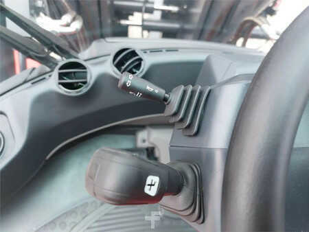 Carretilla elevadora diésel 2025  Kalmar DCG450-12 (17)