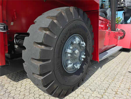 Reachstacker 2025  Kalmar DRG450-65S5 (15)