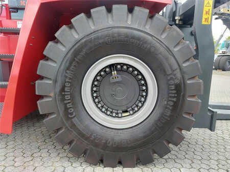 Carretilla elevadora diésel 2025  Kalmar DCG450-12 (10)