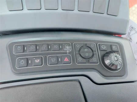 Carretilla elevadora diésel 2025  Kalmar DCG450-12 (19)