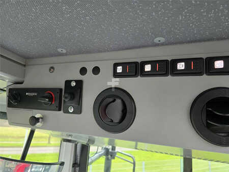 Terminálový traktor  MAFI R336 4x4 (19)