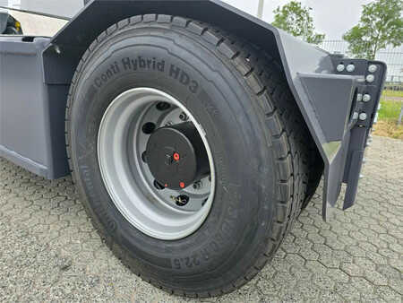 Terminálový traktor  MAFI R336 4x4 (15)