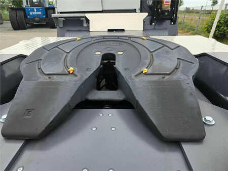 Terminálový traktor  MAFI R336 4x4 (9)