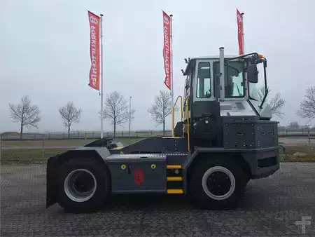 Tractor Industrial  MAFI HD445 4x4 (3)