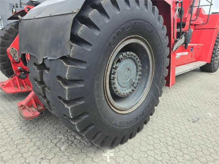 Reachstacker  Kalmar DRG450-65S5XS (12)